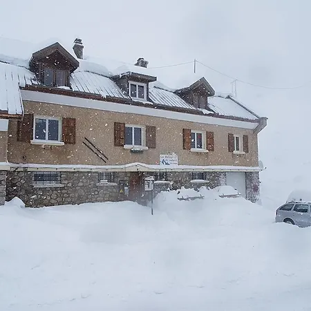 Hostel Le Du Lautaret *