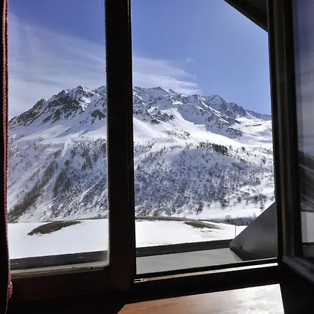 Le Du Lautaret Hostel Le Monêtier-les-Bains